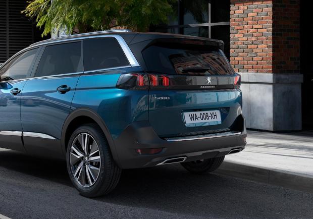 Peugeot 5008 BlueHDi 130 GT EAT8 posteriore