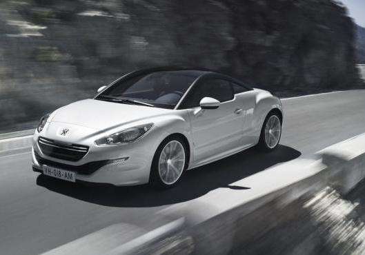 Peugeot RCZ restyling 2013 tre quarti anteriore lato sinistro