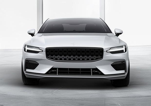 Polestar 1 anteriore