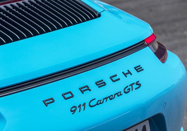 Porsche 911 Carrera GTS 7