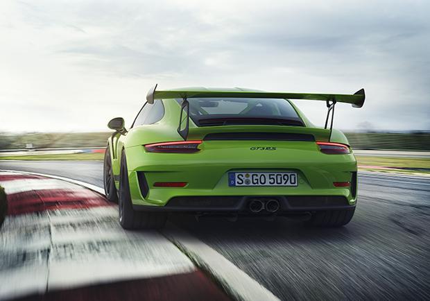 Porsche 911 GT3 RS, la nuova super sportiva 06