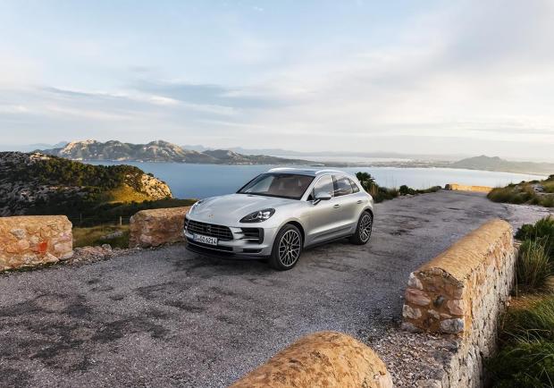 Porsche Macan S, al debutto con il nuovo V6 turbo 03