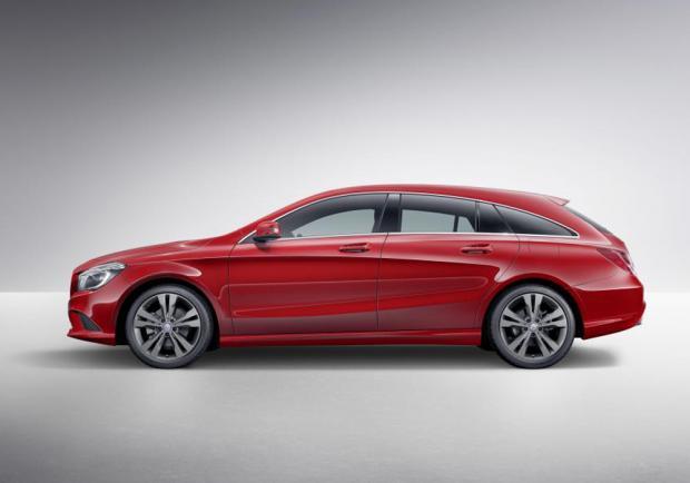 Prime foto uffuciali Mercedes CLA Shooting Brake