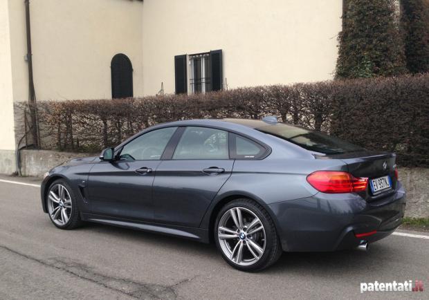 Prova BMW 420d Gran Coupé tre quarti posteriore