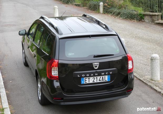 Prova Dacia Logan MCV 1.5 dCi 90 CV posteriore