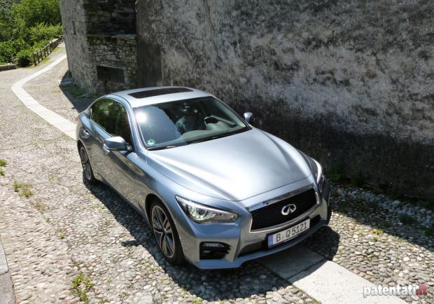 Prova Infiniti Q50 2.2d dall'alto