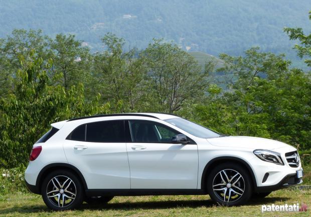 Prova Mercedes GLA 200 CDI Sport profilo