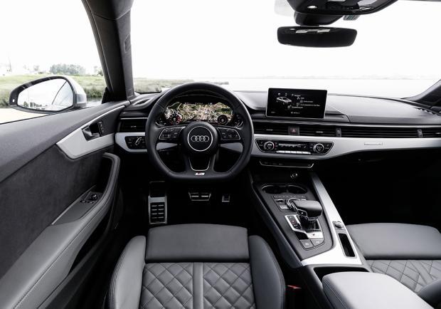 Prova nuova Audi S5 Coupé interni