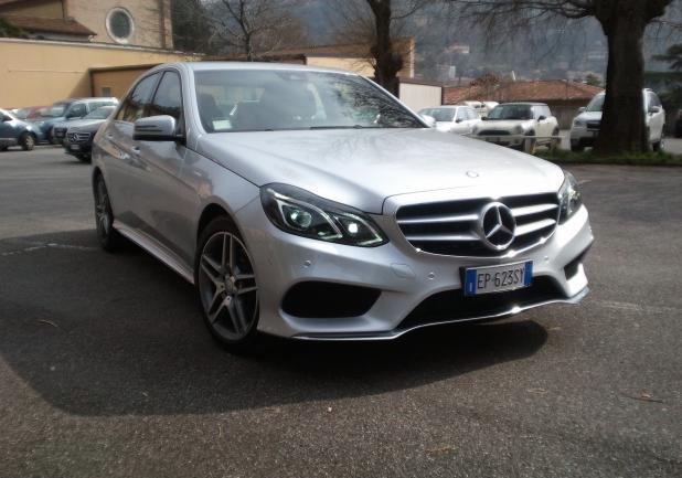 Prova nuova Mercedes E 250 CDI 4Matic tre quarti anteriore