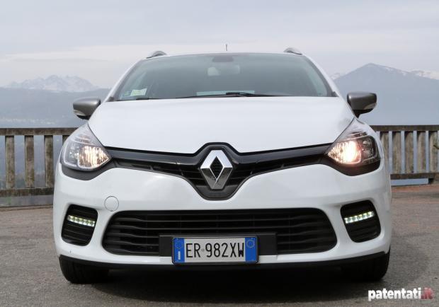 Prova Renault Clio Sporter 1.2 TCe 120 CV EDC GT anteriore