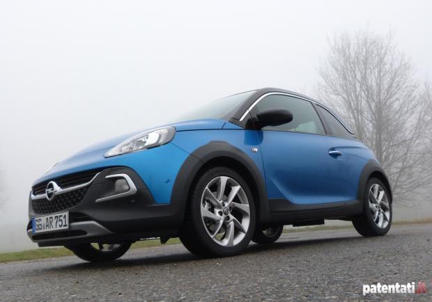 Prova su strada Opel Adam Rocks