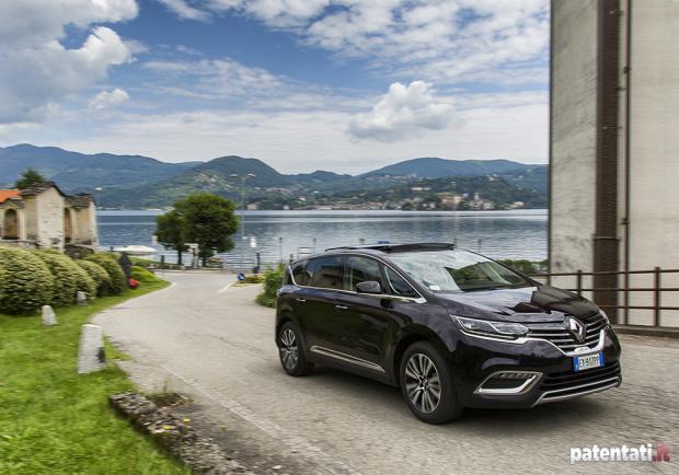 Prova su strada Renault Espace 1.6 dCi Initiale Paris