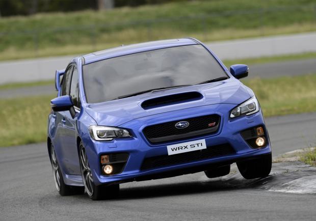 Prova Subaru WRX STI anteriore