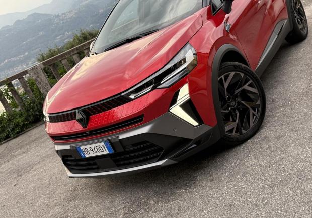 Renault Captur full-hybrid 160cv 4