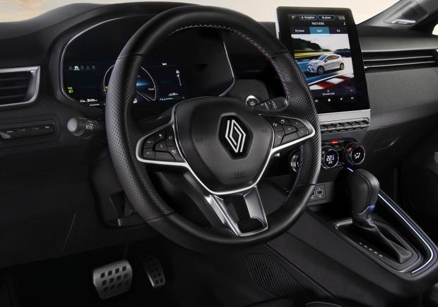 Renault Clio E-Tech Hybrid Engineered interni