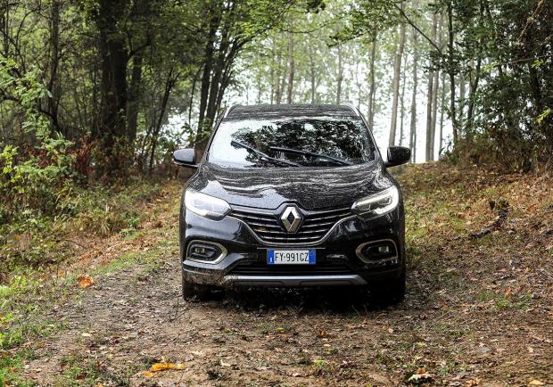 Renault Kadjar dCi 150 CV 4x4 Black Edition anteriore