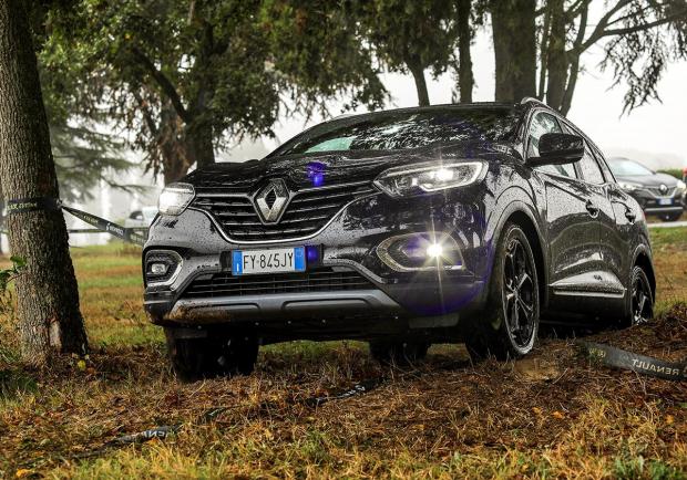 Renault Kadjar dCi 150 CV 4x4 Black Edition off-road