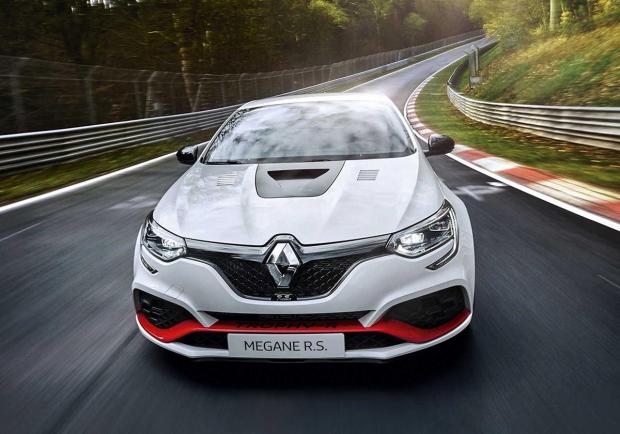 Renault Mégane R.S. Trophy-R, nuovo record al Nurburgring