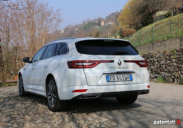 Renault Talisman Sporter 1.6 dCi 160 EDC tre quarti posteriore