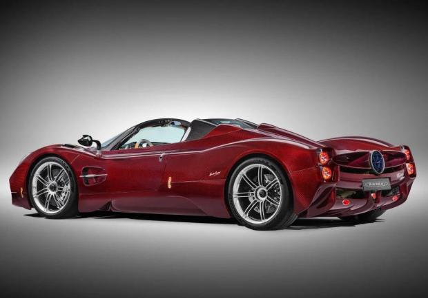 Roadster Pagani Utopia