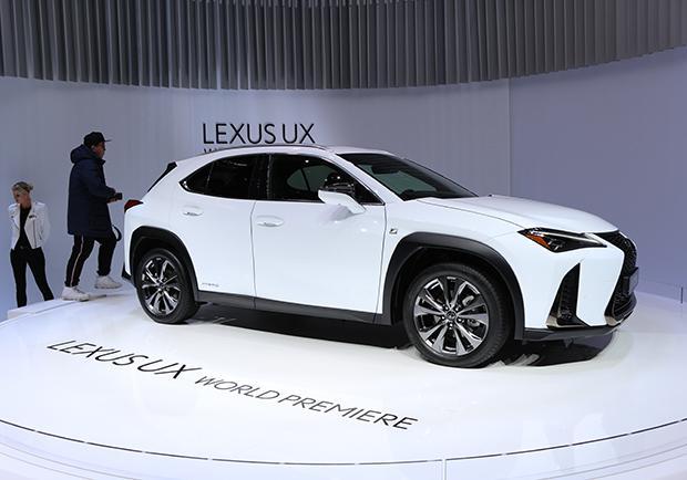 Salone di Ginevra 2018 Lexus UX