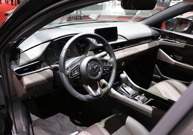 Salone di Ginevra 2018 Mazda6 interni