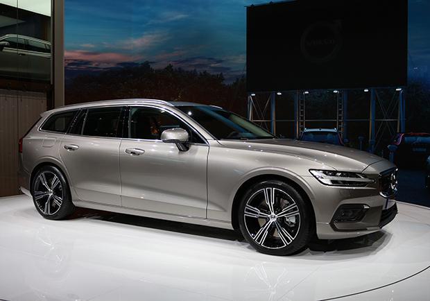 Salone di Ginevra 2018 Volvo V60 2