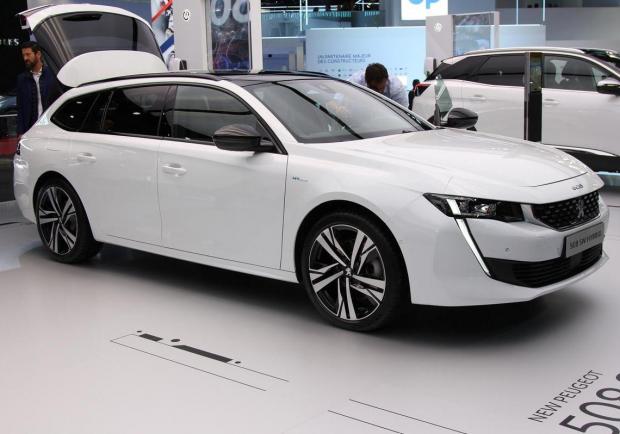 Salone di Parigi 2018 Peugeot 508 SW 2