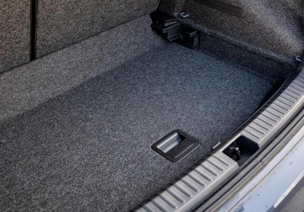 Seat Arona - bagagliaio con Oryzite