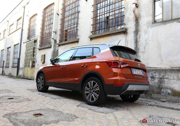 Seat Arona 1.0 Eco TSI 120cv DSG Xcellence foto