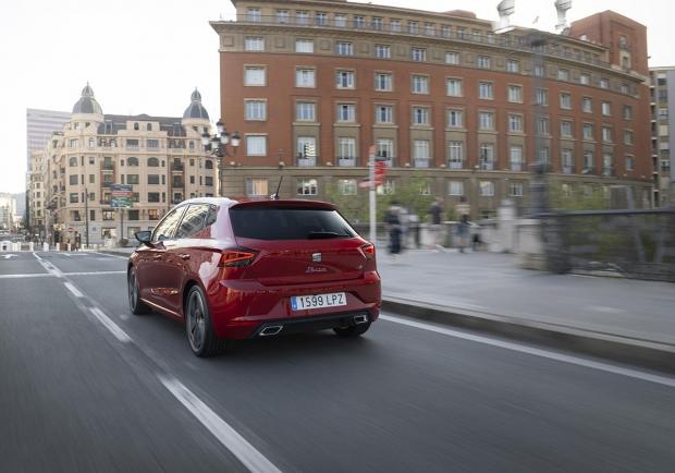 Seat Ibiza 1.5 TSI DSG FR 2021 posteriore