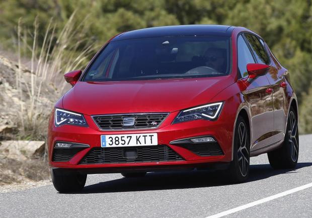 Seat Leon Black Edition, la nuova versione top di gamma