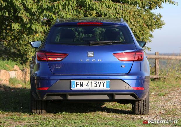 Seat Leon ST 1.5 TGI FR posteriore