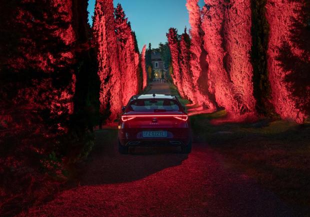 Seat, il lighting concept della nuova Leon diventa arte