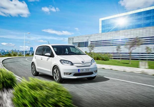 Skoda CitigoE iV e Superb iV, dal 2020 inizia l'era elettrica 01