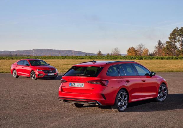 Skoda Octavia, la gamma completa con RS e Scout 01