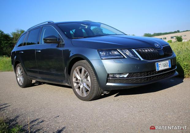 Skoda Octavia Wagon 1.5 TSI DSG anteriore