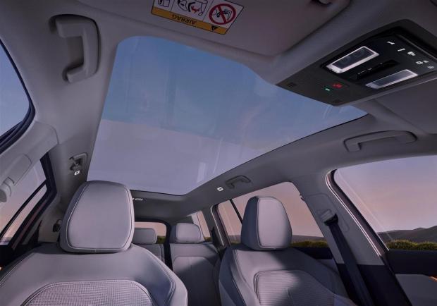 Skoda Peaq - tetto panoramico