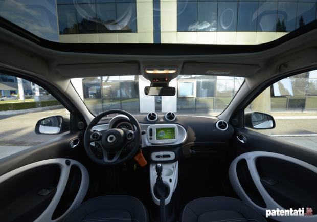 Smart Forfour 90 Turbo abitacolo