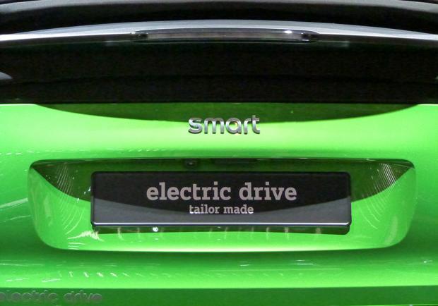 Smart Fortwo Cabrio Electric Drive al Salone di Parigi 2016 4