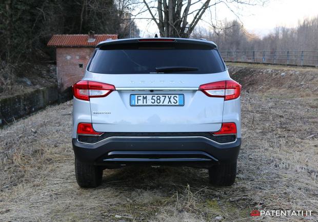 Ssangyong Rexton 2.2 4WD ATposteriore