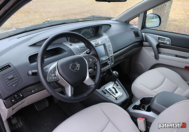 Ssangyong Rodius 2.2 7 posti 4WD abitacolo