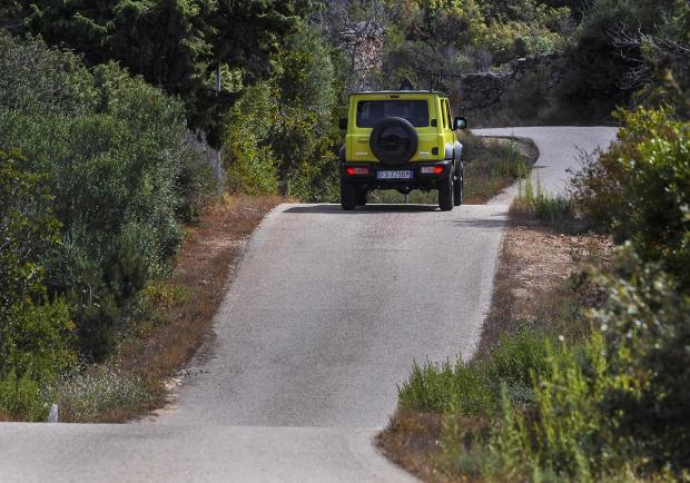 Suzuki Jimny prova su strada