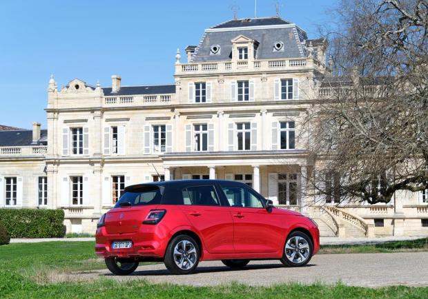 Suzuki Swift Hybrid Top immagine