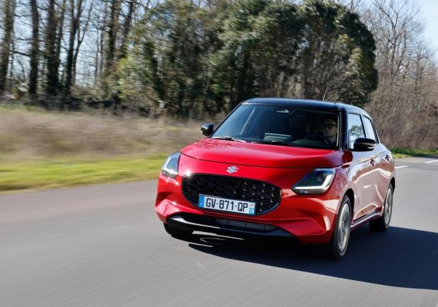 Suzuki Swift Hybrid Top prova