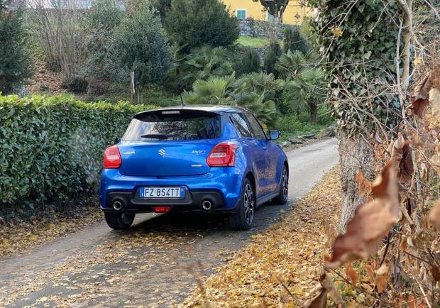 Suzuki Swift Sport Hybrid Blu Azzorre posteriore