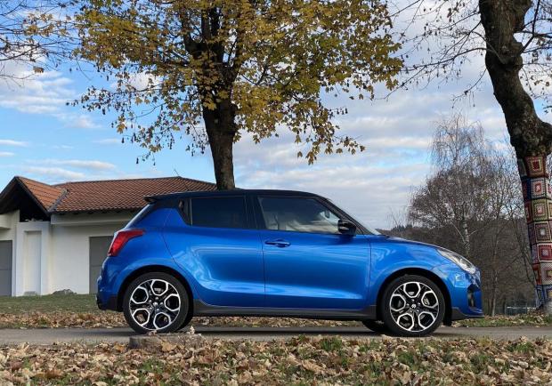 Suzuki Swift Sport Hybrid Blu Azzorre