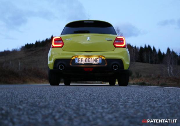 Suzuki Swift Sport test drive posteriore