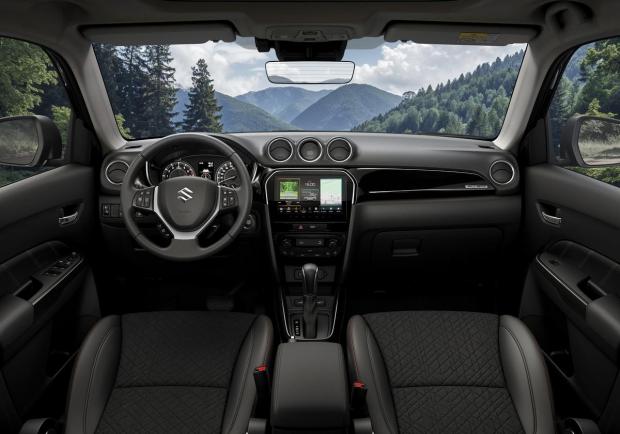 Suzuki Vitara Kuro - interni