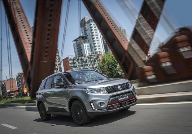 Suzuki Vitara, disponibile la serie speciale Katana 05